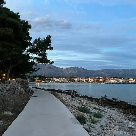 Villa Sucuraj * Sućuraj