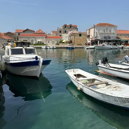 Villa Sucuraj Appartement *