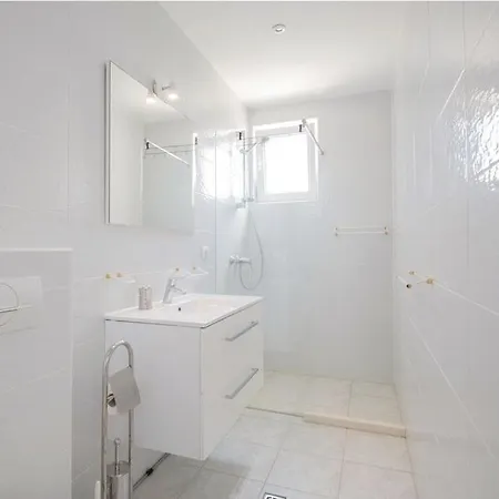 Villa Sucuraj Sućuraj