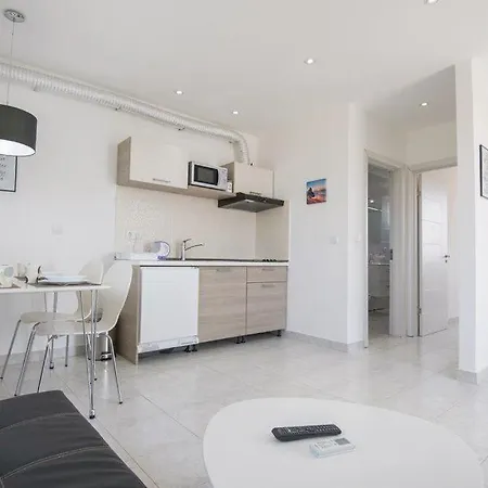 Appartement Villa Sucuraj