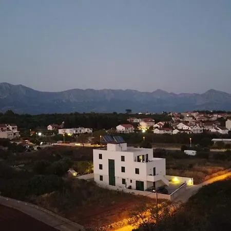 Lägenhet Villa Sucuraj Sućuraj