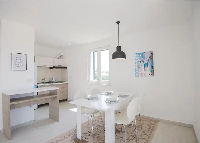 Villa Sucuraj Lägenhet Sućuraj