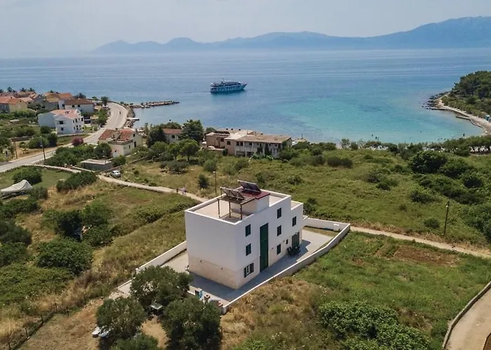 Villa Sucuraj * Sućuraj