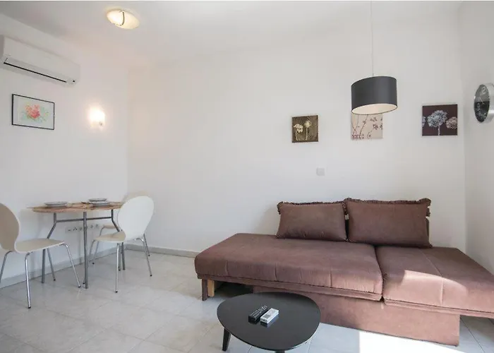 Villa Sucuraj Lägenhet *
